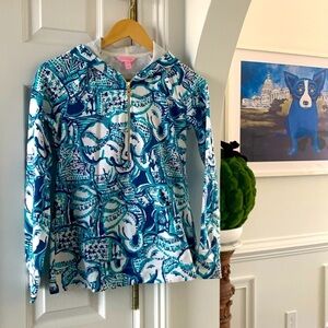NWOT Lilly Pulitzer Jacket Popover Hoodie Hood Xxs Keep On Trunkin UPF 50+